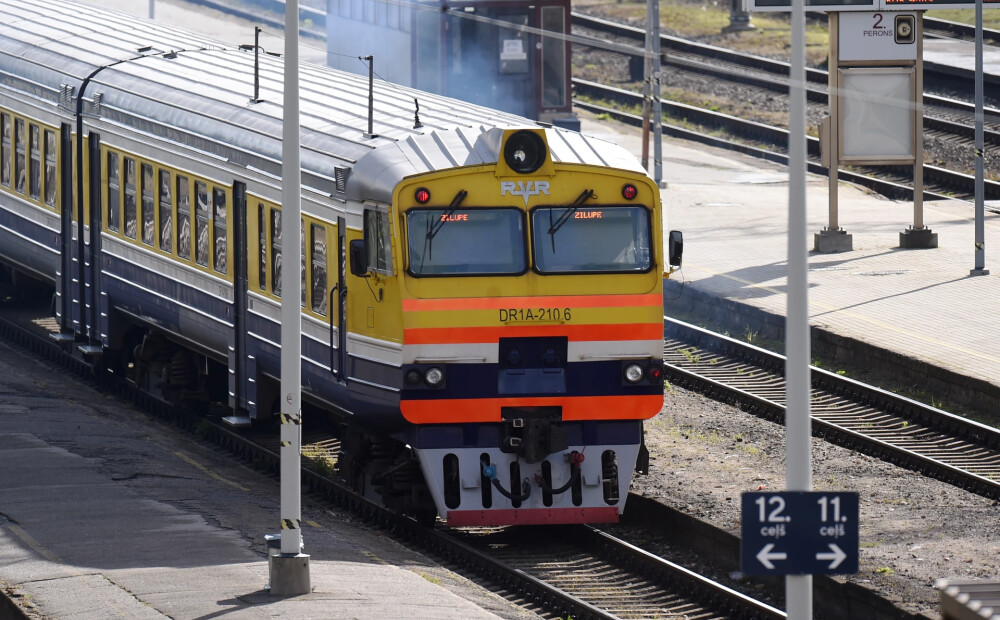 Atrasta lādiņa dēļ apturēta vilcienu satiksme dzelzceļa posmā Torņakalns-Olaine-Torņakalns