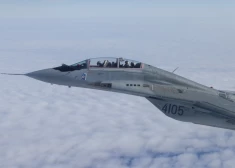 MIG-29 lidmašīna NATO mediju pasākuma laikā aviācijas bāzē Malborkā, Polijā, 2023. gada 21. martā.