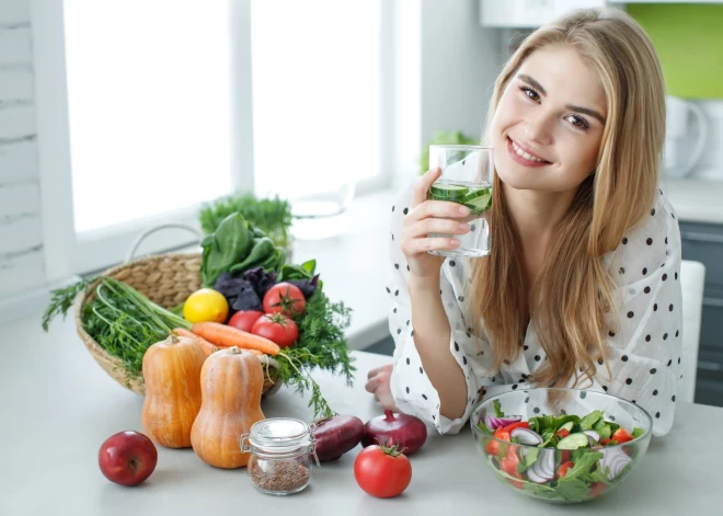 Tests: cilvēks vitamīnu pasaulē – cik daudz zini par mūsu veselības sargiem?