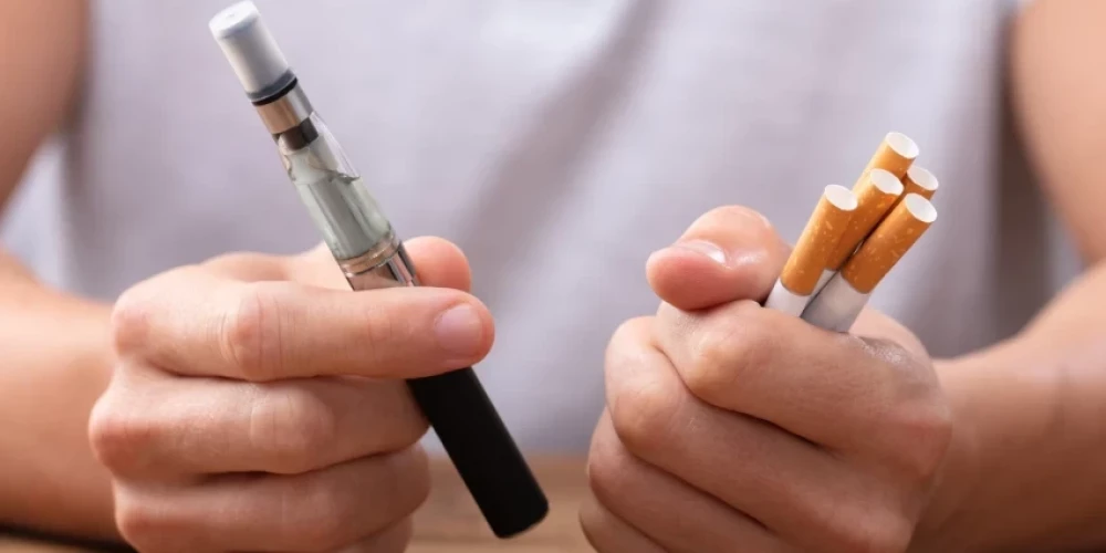 Сейм одобрил новые запреты на табачные изделия и электронные сигареты; курилки в парламенте и Кабмине закроют