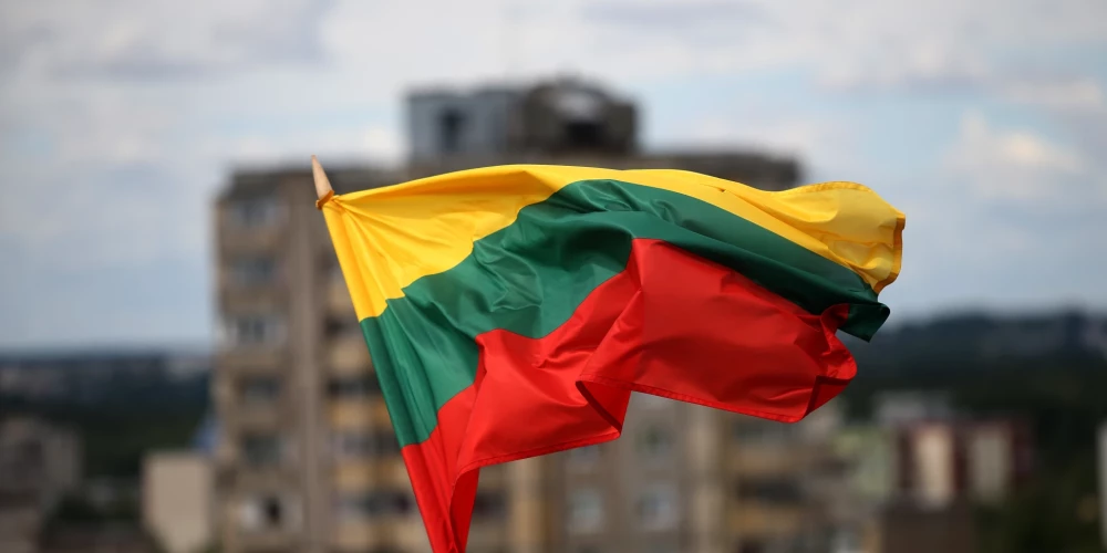 Par atbalstu agresoriem varēs atņemt par nopelniem piešķirto Lietuvas pilsonību