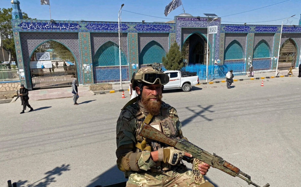 ASV cenšas izvest no Afganistānas vairākus desmitus amerikāņu