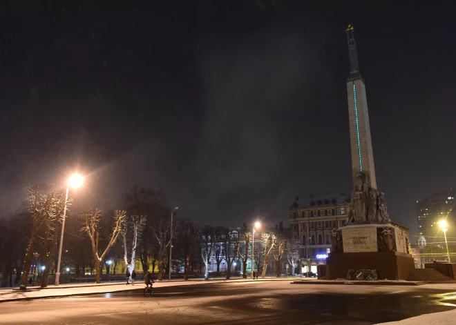 "Час Земли" в Риге: в столице отключат подсветку памятника Свободы и нескольких зданий