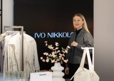 Sintija Selicka, Vika Aņisko un Dace Krieviņa-Bahmane pielaiko jaunāko “Ivo Nikkolo” pavasara kolekciju