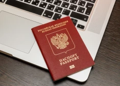 Вид на жительство будут действителен до тех пор, пока не будет принято окончательное решение в деле о получении статуса постоянного жителя ЕС.