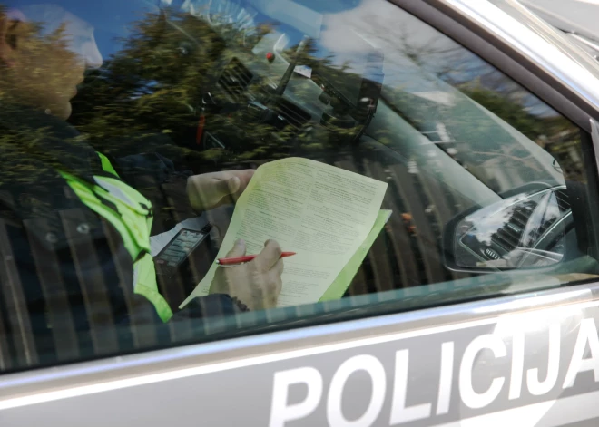 Apakškomisija noraida priekšlikumu attiekties no brīdinājuma kā soda ceļu satiksmē