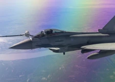 Истребитель Typhoon (Foto: SACHolden/MODCrownCopyright/SWNS)