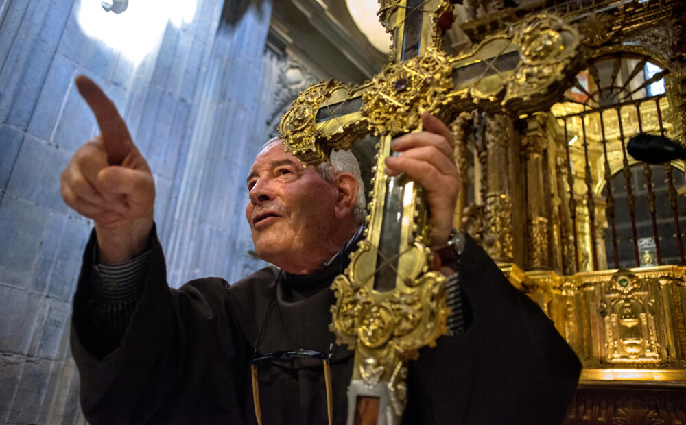 Krusta, pie kura piesita Jēzu, skaidas glabājas arī Latvijā: svēto relikviju brīnumainie piedzīvojumi. FOTO. VIDEO