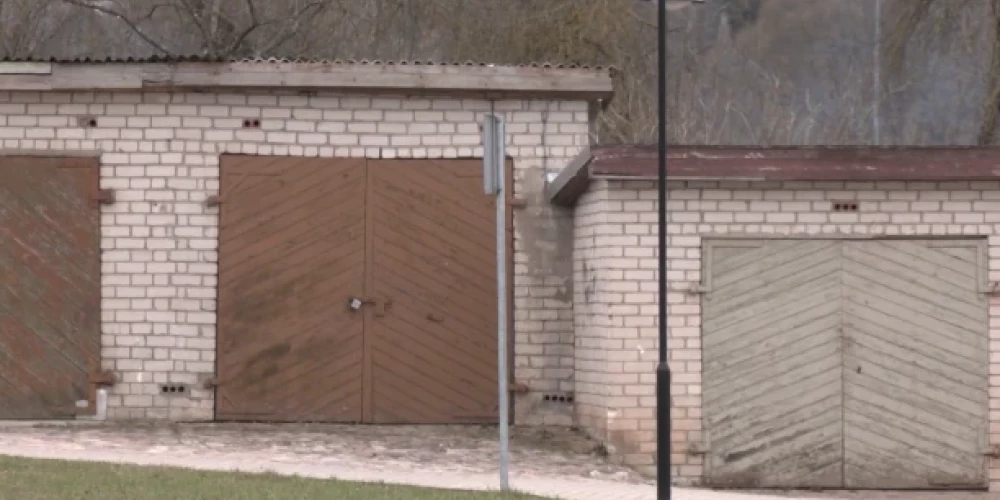 Гараж, из которого был похищен мотоцикл