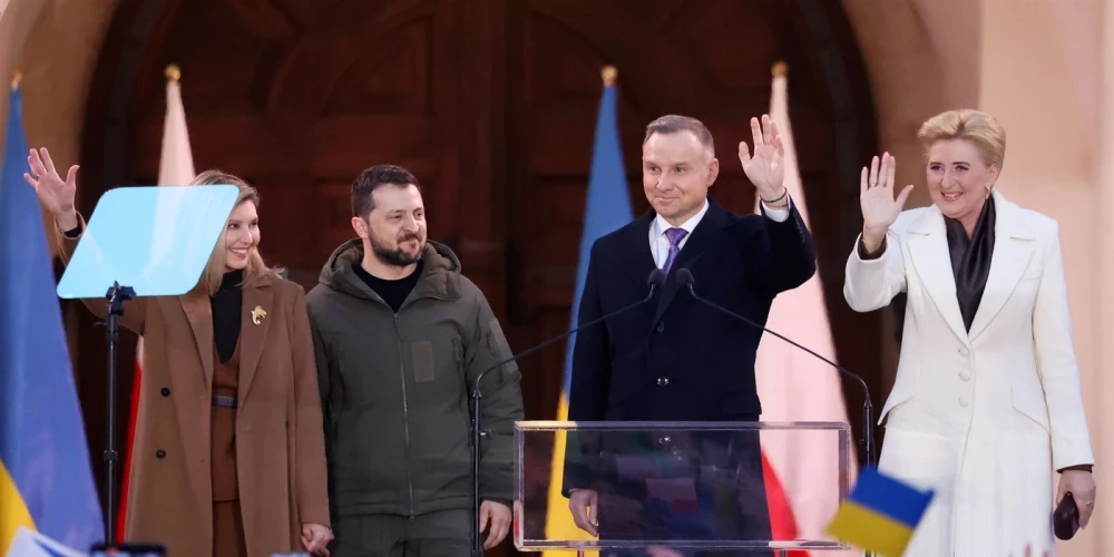 Владимир Зеленский и Анджей Дуда с женами