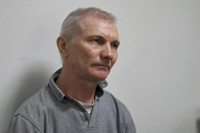 Aleksejs Moskaļovs sēž tiesas zālē Jefremovā, Tulas apgabalā, aptuveni 300 kilometrus (186 jūdzes) uz dienvidiem no Maskavas, Krievijā, pirmdien, 2023. gada 27. martā.
