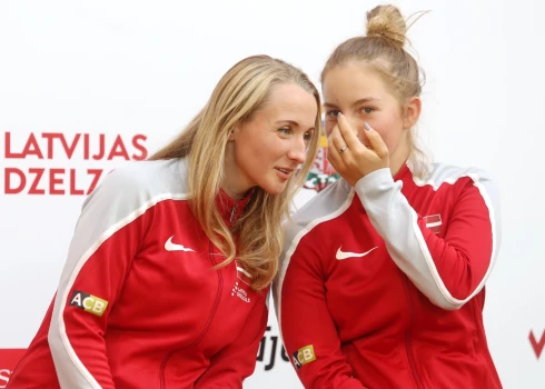 Latvijas sieviešu tenisa izlasei zaudējums pret Nīderlandi
