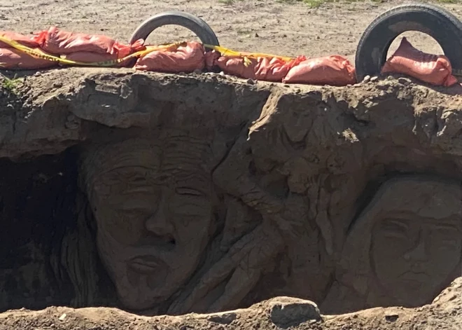 Обидеть художника может каждый. Скульптора задержали за то, что он создал произведение искусства возле моста