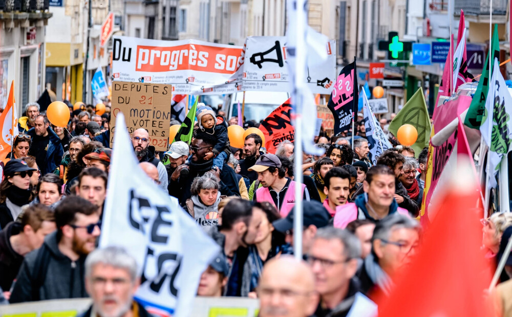 Francijā pret pensiju sistēmas reformu protestē 380 000 cilvēku