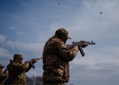 Atbilstoši Krievijas parlamentārai izmeklēšanai, ASV Ukrainā strādā pie karavīriem-robotiem.