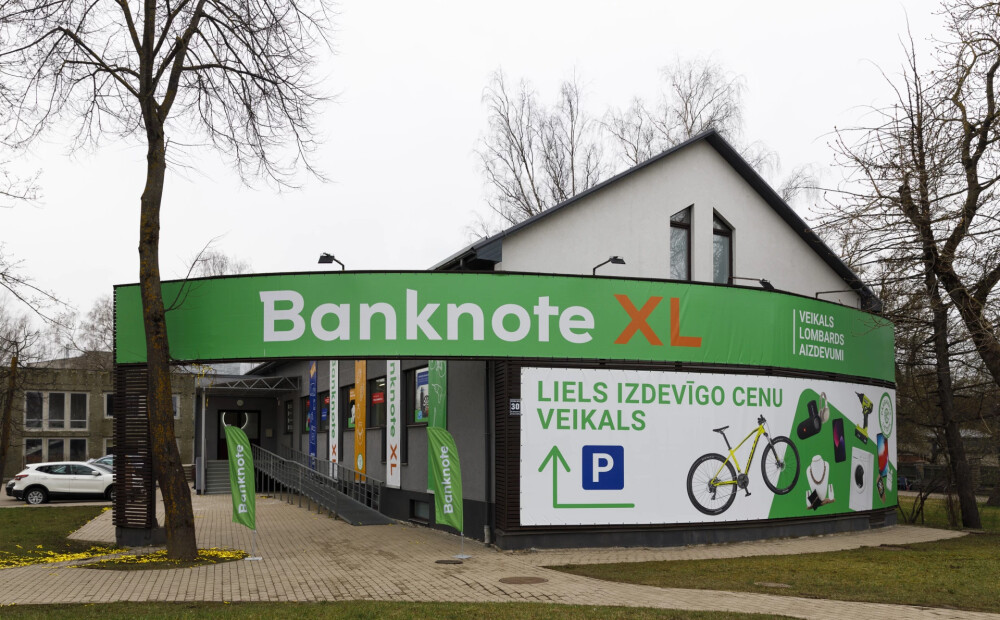 FOTO: Rīgā atklāts lielākais Banknote XL veikals