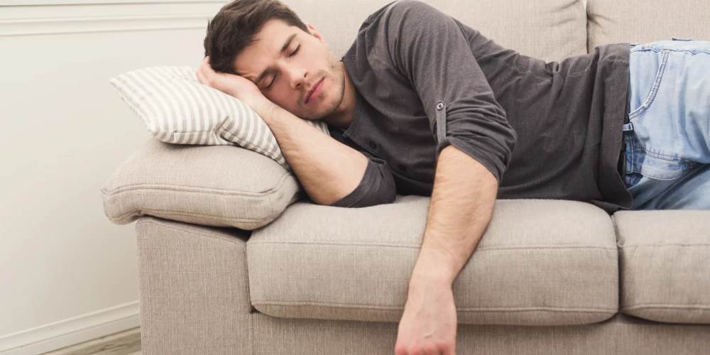 Дневной сон дольше 30 минут может быть опасен для здоровья