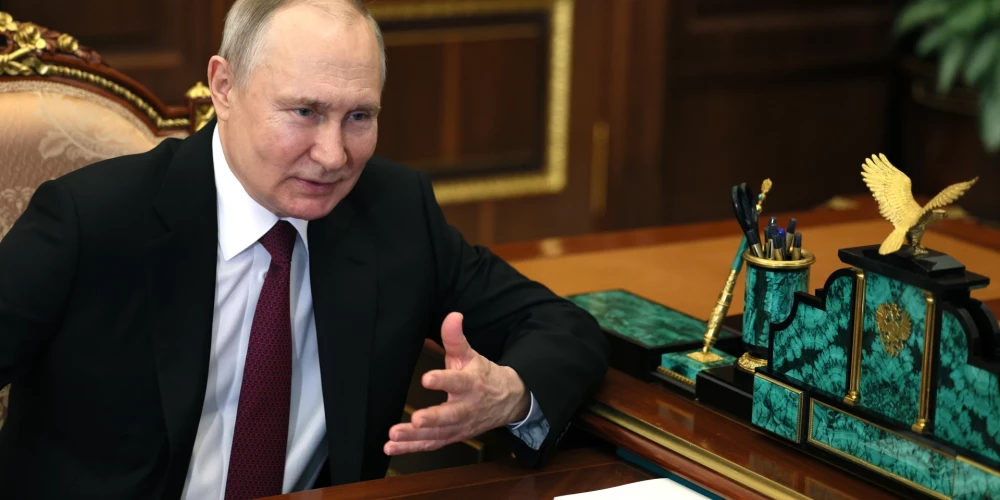 Bērboka: Putins cer, ka pasaule nogurs no kara Ukrainā