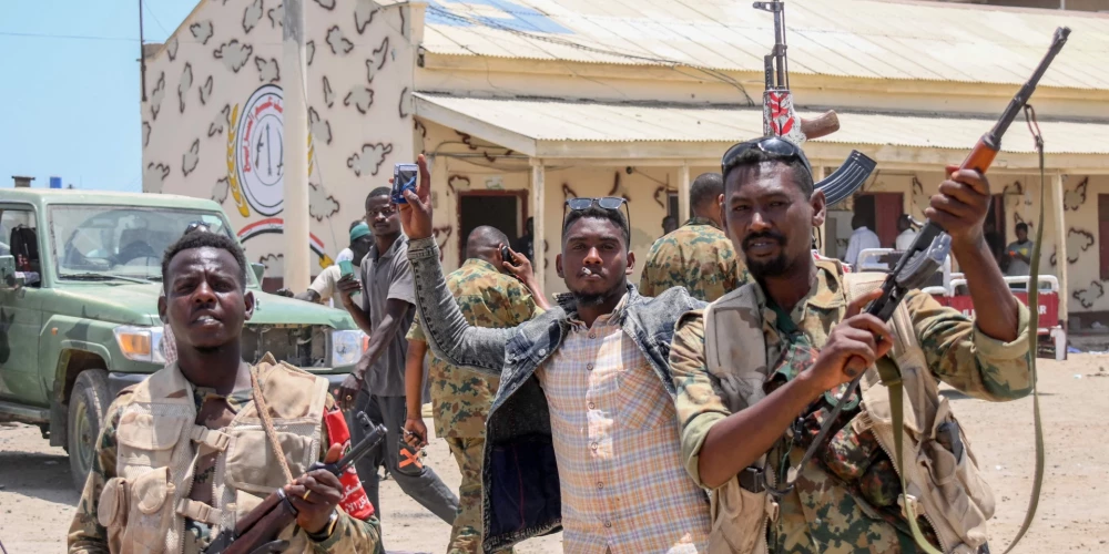 Kaujās Sudānā nogalināti ap 200 cilvēku, ievainoti 1800