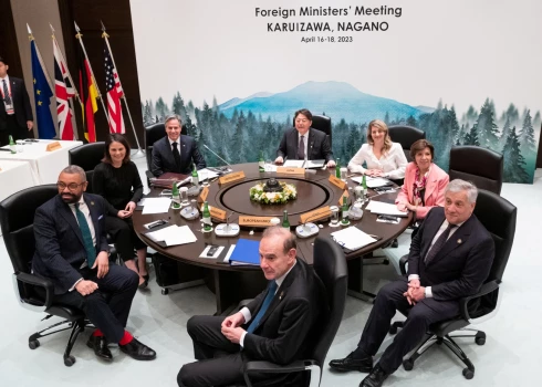 G7 sola pastiprināt sankcijas Krievijai par tās karu Ukrainā