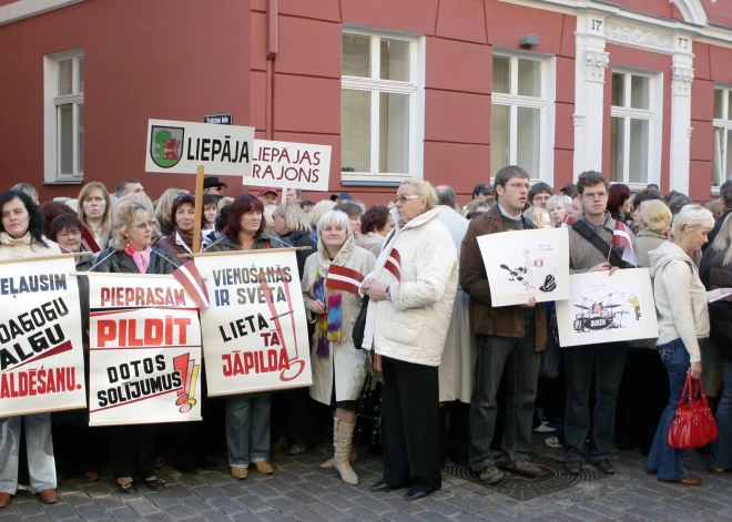 Rektoru padome pauž atbalstu LIZDA streika prasībām