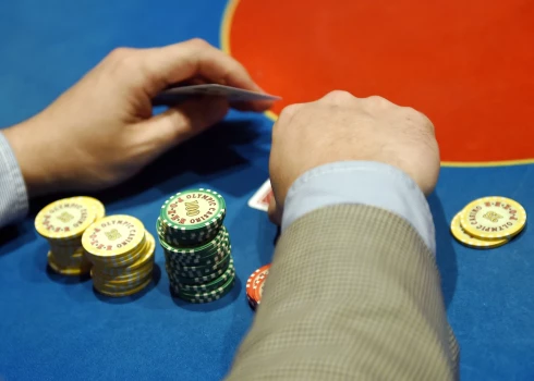 Ķekavas novada dome tiesā zaudē VARAM - Ķekavas azartspēļu apturēšana notikusi atbilstoši Satversmei