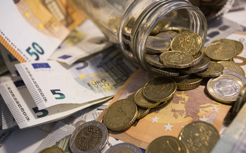 Finanšu krāpnieku lamatās ir iekrituši 14% Latvijas iedzīvotāju, katrs desmitais ir zaudējis izkrāpto naudu