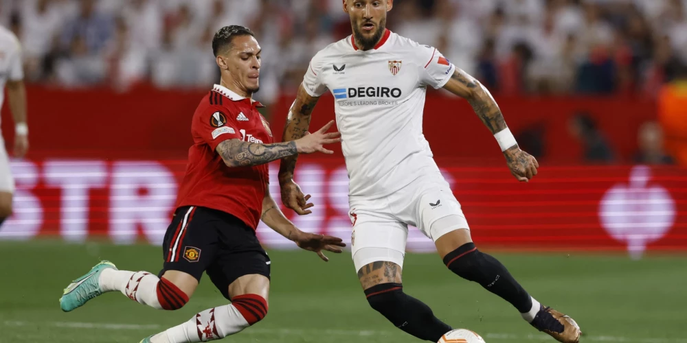 "Sevilla" futbolisti UEFA Eiropas līgas ceturtdaļfinālā uzvar Mančestras "United"; RFS pretiniece spēlēs Konferences līgas pusfinālā