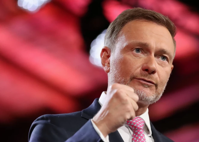 Lindners atkārtoti ievēlēts par FDP līderi