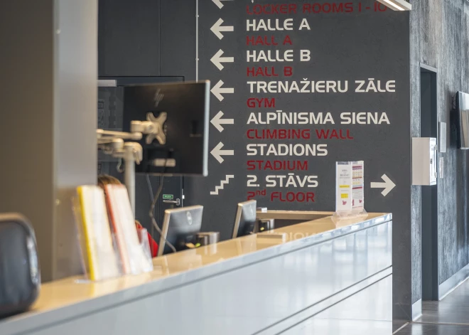 21. aprīlī Nacionālo bruņoto spēku Ādažu bāzē nozares profesionāļi iepazīstināja ar to, kāda būs valsts aizsardzības dienesta karavīra ikdiena un sadzīves apstākļi. Gatavojoties valsts aizsardzības dienesta pirmajam brīvprātīgajam iesaukumam, Ādažu bāzē tika sniegts ieskats karavīru apmācības procesā, kā arī ikdienā izmantojamajā infrastruktūrā – kazarmās, sporta kompleksā un ēdnīcā.