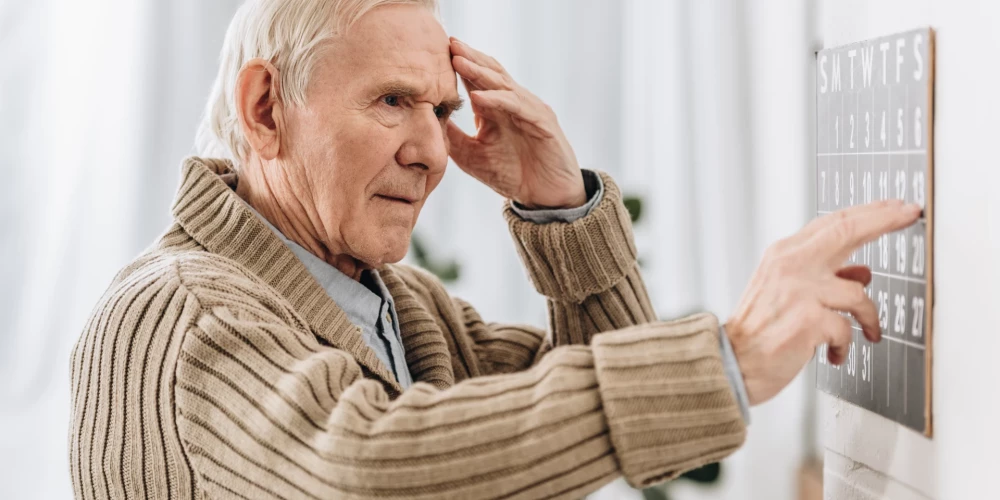 Pieci mazāk zināmi demences simptomi, kuru gadījumā nekavēties ar ārsta apmeklējumu