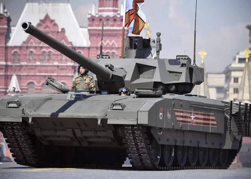 Krievija paziņojusi par tās jaunāko T-14 Armata tanku izmantošanu Ukrainā