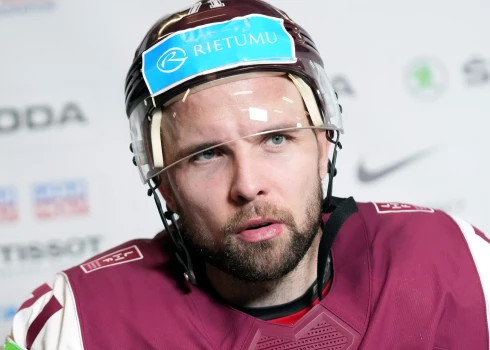 Latvijas hokeja izlasi pamet četri hokejisti, vietā nāk pieredzējuši vīri
