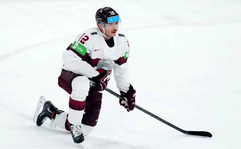 Marenis ble tvunget til å forlate treningsleiren til det latviske hockeylaget