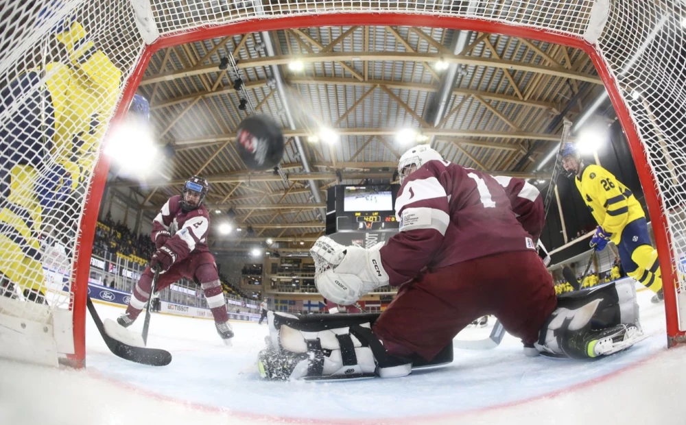 Latviske hockeyspillere lider nederlag i kvartfinalen i U-18 verdensmesterskap