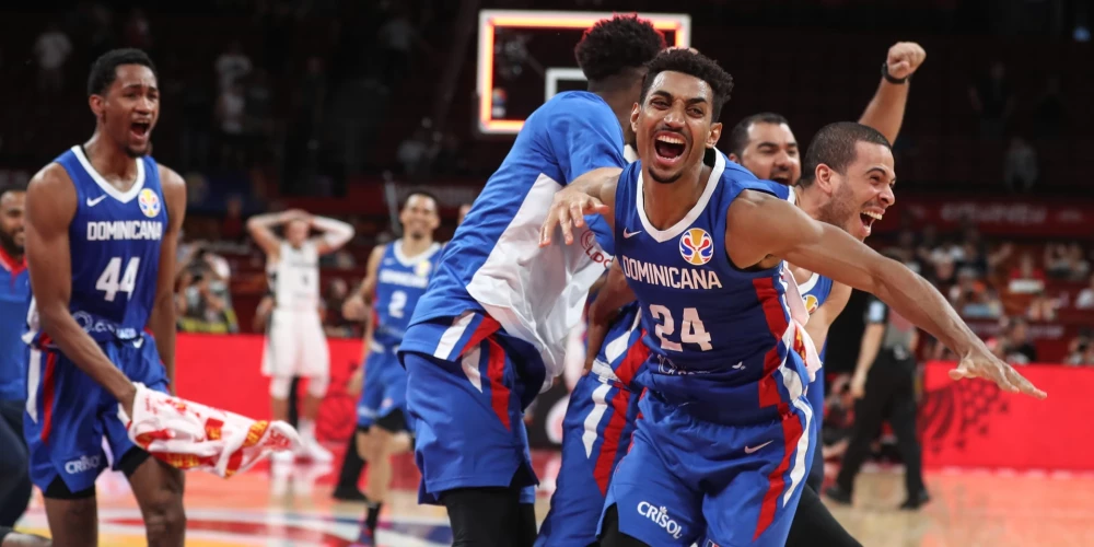 Dominikānas basketbola izlase ir komanda, kas pārstāv Dominkānu starptautiskās basketbola spēlēs. 