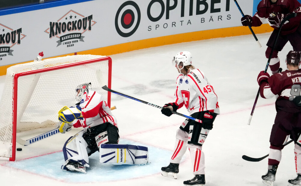 Latvijas hokeja izlase pārbaudes spēlē zaudē Šveicei