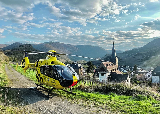 Vācieši glābēju helikopteros pilda cepamo eļļu