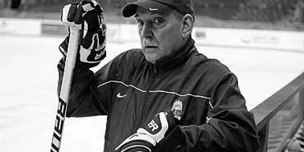Mūžībā devies leģendārais Latvijas hokeja vārtsargs Mihails Vasiļonoks