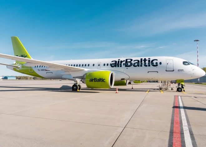 ФОТО: airBaltic передан очередной лайнер Airbus A220-300