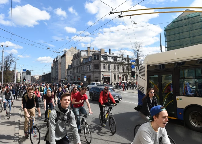 "Критическая масса": в Риге состоится традиционный весенний велозаезд