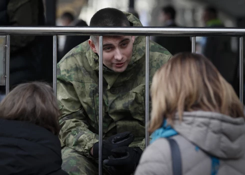 Karam pret Ukrainu mobilizēts Krievijas karavīrs.