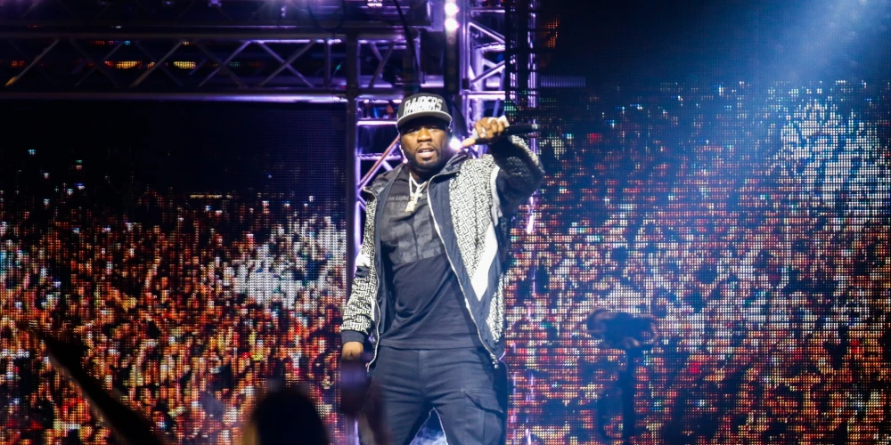 "50 cent" Londonas koncertā 2022. gada jūnijā