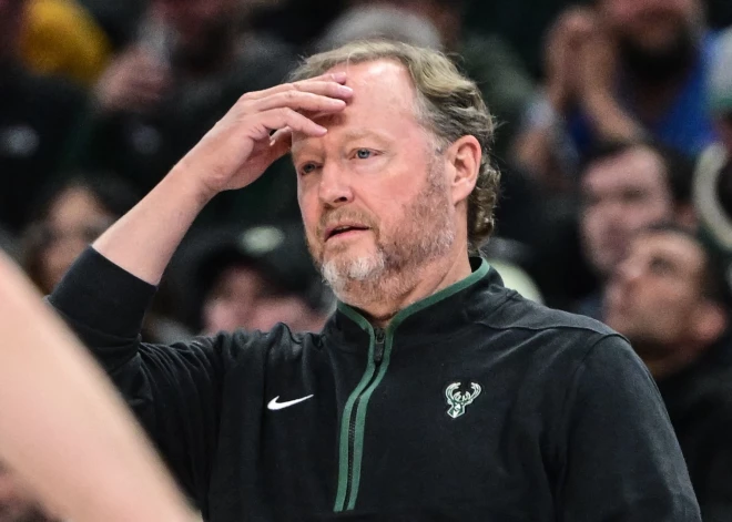"Bucks" pēc zaudējuma NBA izslēgšanas spēļu pirmajā kārtā atlaiž treneri Būdenholzeru