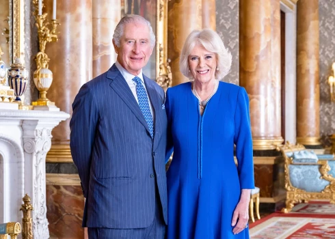 Video tiešraide: Lielbritānijā kronēs karali Čārlzu III un karalieni Kamillu