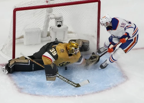 Lasvegasas hokejisti mājās ar rezultātu 1:5 piekāpās Edmontonas "Oilers".