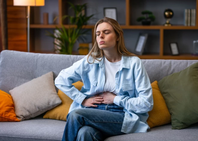 Četri zarnu vēža simptomi, kas var parādīties divus gadus pirms diagnozes uzstādīšanas