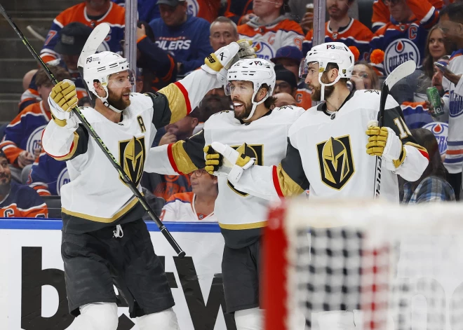 "Golden Knights" bez Bļugera sastāvā atgūst vadību Rietumu konferences pusfinālā