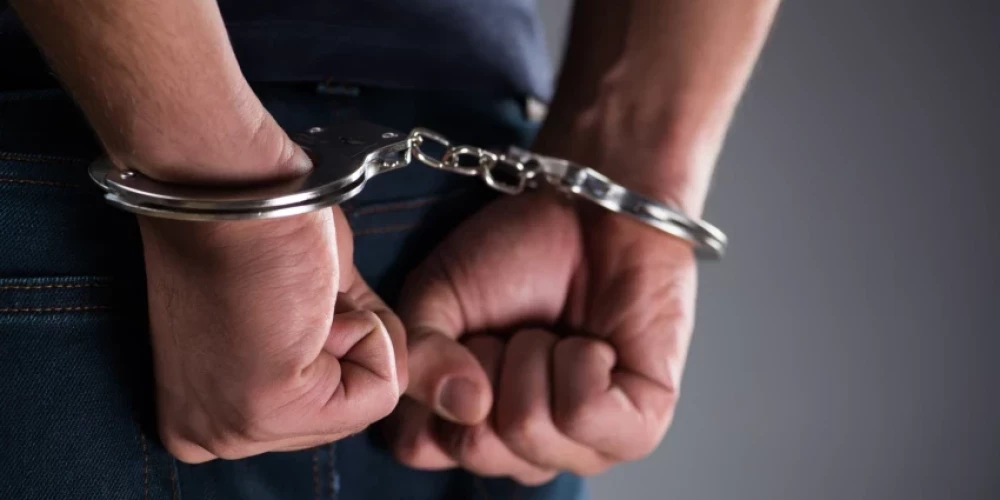 В Даугавпилсе задержан подозреваемый в нападении на представителей сообщества ЛГБТК+