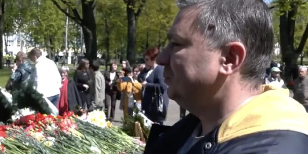 "Tālāk sit fašistus, savairojušies visādi..." - Daugavpilī 9. maija svinētāji aicina šaut ukraiņus
